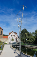 Three-frequency Pendulum