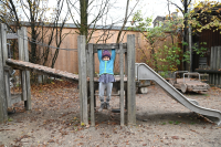 Small platform hut, floor height 100 cm