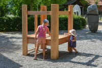 Toddler platform hut, floor height 60 cm