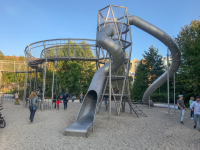 Tunnelrutsche