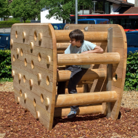 Climbing Loom, made of larch