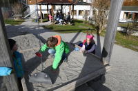 Table de jeu en sable pour les personnes en fauteuil roulant 