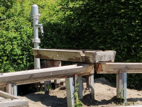 Channel with transverse see-saw, length 200 cm