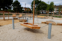 Sailing Boat without flag, posts made of steel