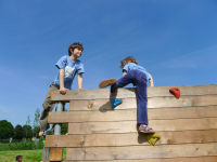 Climbing wall with 4 elements