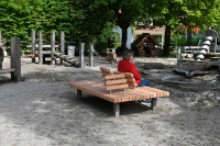 Island Seat 01 with 3 movable backs