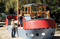 Metallschiff &amp;quot;Sand&amp;quot;