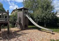 Square tower with roof, floor height 200 cm