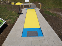 Mini golf course 6 Bridge